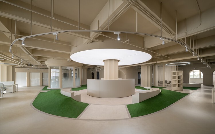 8-__________________Adjustable_lighting_in_the_communal_areas_replicates_the_nuanced_shifts_of_daylight_____Chao_Zhang.jpg